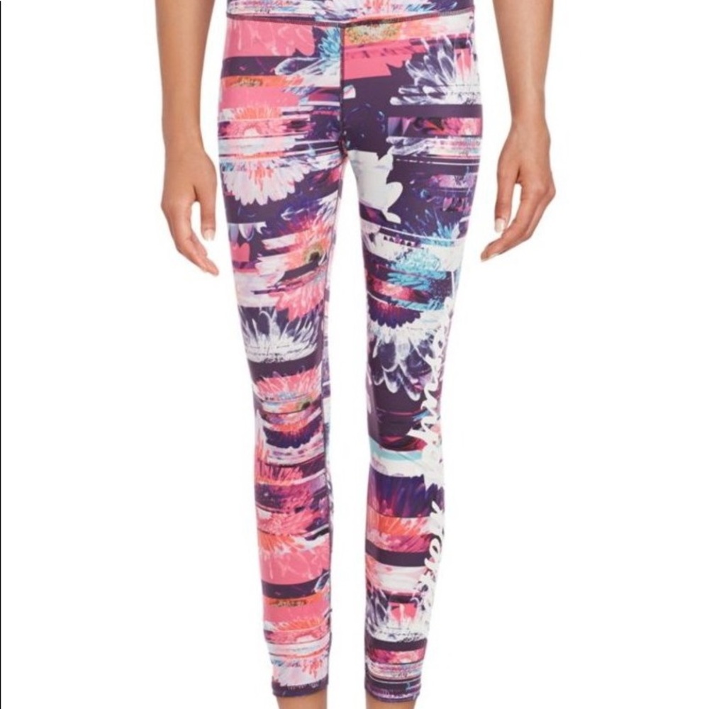Betsey Johnson Performance Leggings Yoga Workout L
